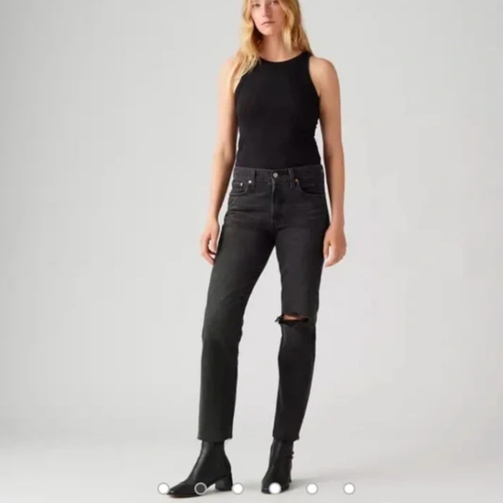 Levi Wedgie Straight size 27x28 NWT